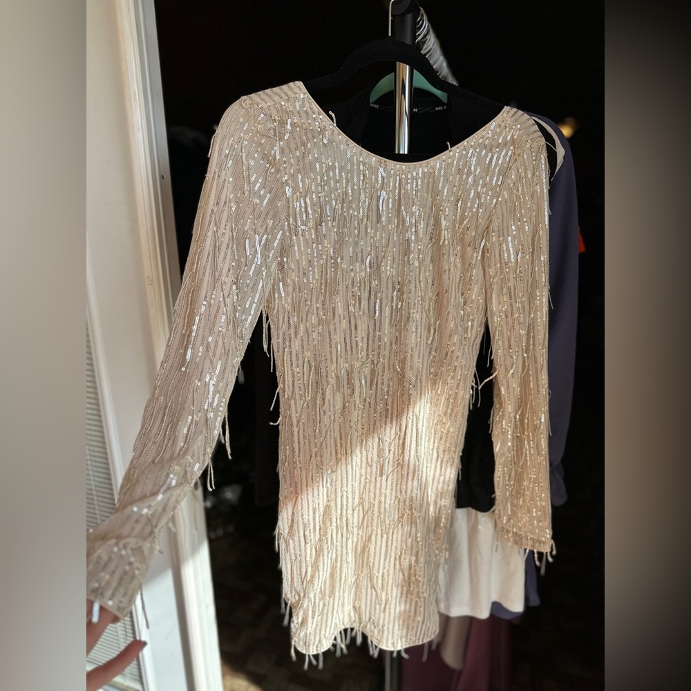 Fashion Nova silver long sleeve sequin dress, NWT, zipper back